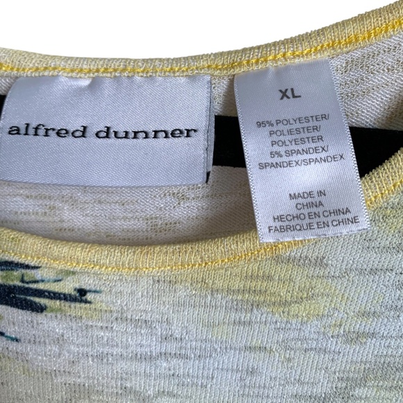 Alfred Dunner Women's Top Size XL Rhinestone Elements Palm Trees Boats Blouse - Picture 3 of 5